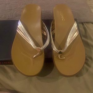 Vionic Catalina sandals